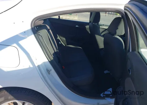 2019 Chevrolet Cruze Lt from USA, damaged, VIN 3G1BE6SM4KS557687